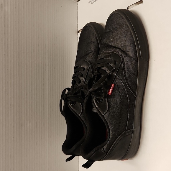 Levi's Other - Levis Shoes Mens Size 13 Comfort Sneakers